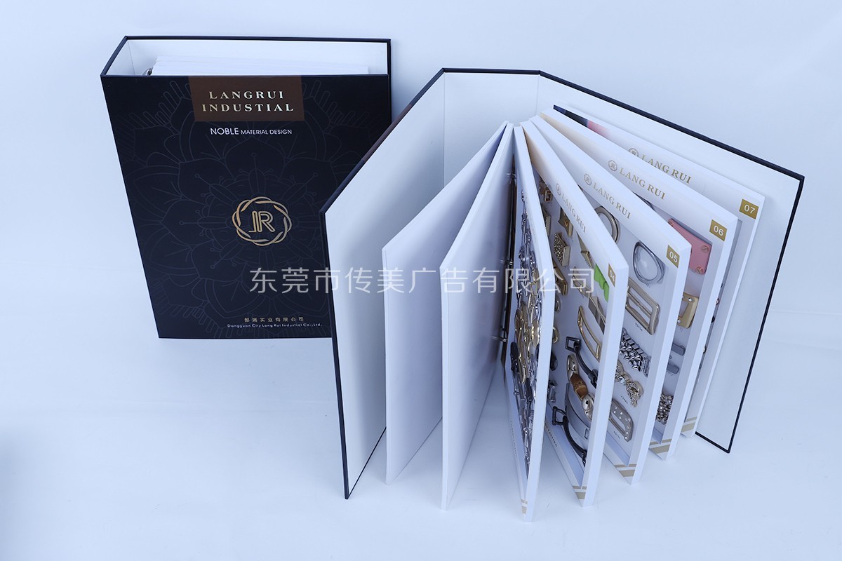 鉚釘產(chǎn)品樣品冊展示圖