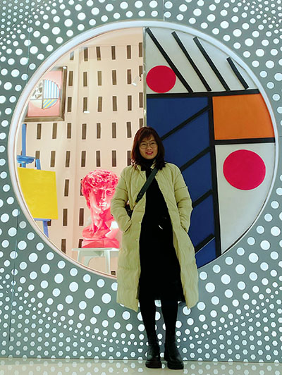 傳美廣告-設(shè)計師Smile