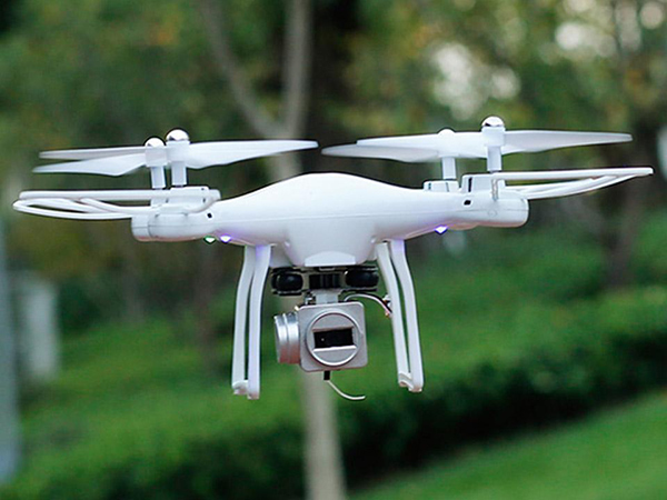 傳美廣告-防抖航拍無人機